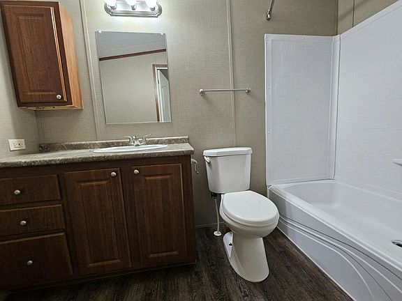 5th image of 6280 Hamilton Dr #20