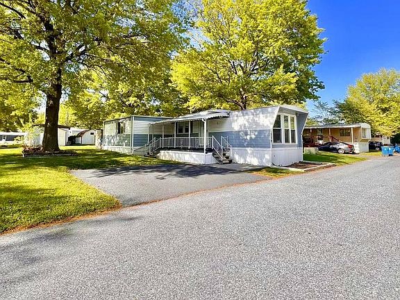2nd image of 119 Andrew Dr