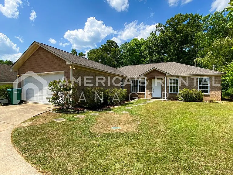 21880 Eastern Valley Rd — Photo 4