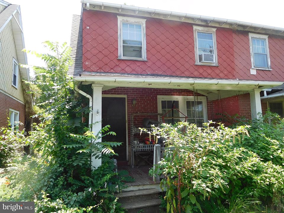 2nd image of 119 N Cannon Ave