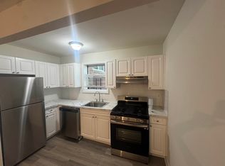 61-57 224th St #2A, Oakland Gardens, NY 11364