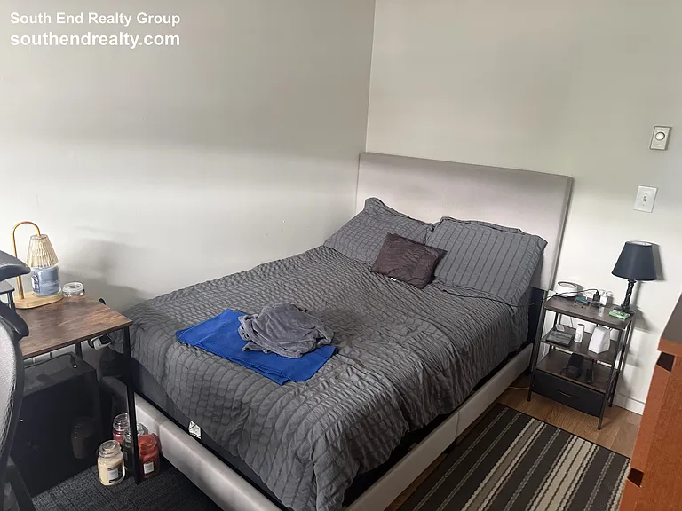483 E Broadway #6 — Photo 4