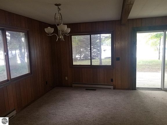 3rd image of 7795 Bay Mdw