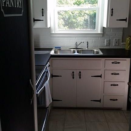 3rd image of 200 SE Tarrant Ave
