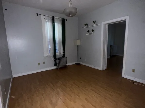31 Clarke Ave Floor 2, Jersey City, NJ 07304