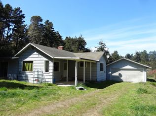 23897 Carpenterville Rd, Brookings, OR 97415