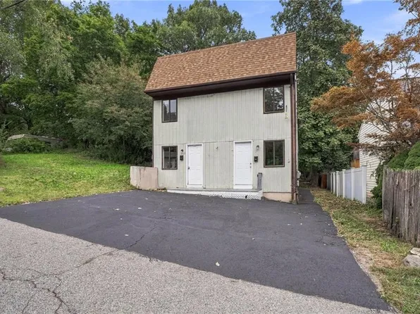 27-29 South St, West Warwick, RI 02893