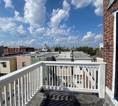 4th image of 1910 E Passyunk Ave #3