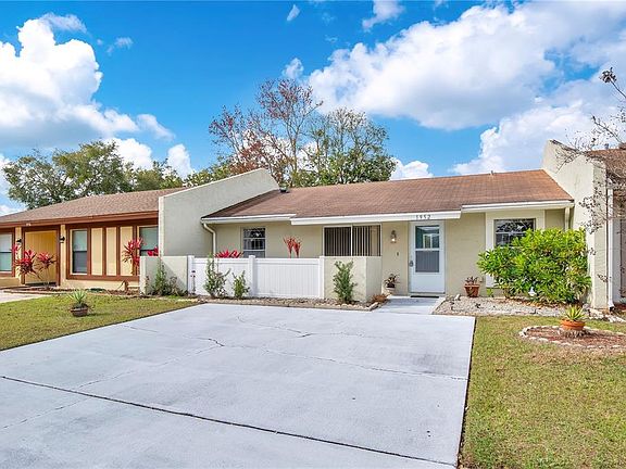 2nd image of 1952 Spring St