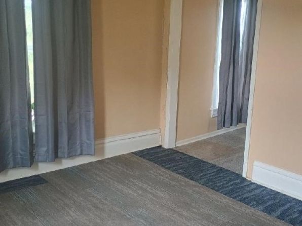 cedar-rapids-iowa-2055254587 picture