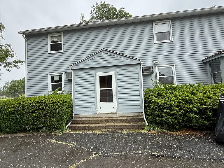 465 Corey St #A — Photo 1
