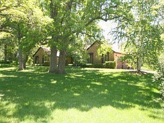 2nd image of 501 Marawood Dr