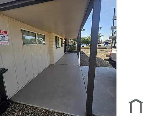 4619 E Almeria Rd — Photo 4