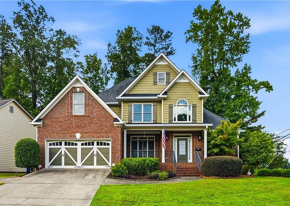 1st image of 100 Kirk Dr