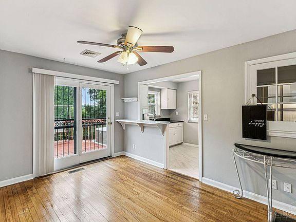 5th image of 4890 Oaklawn Dr