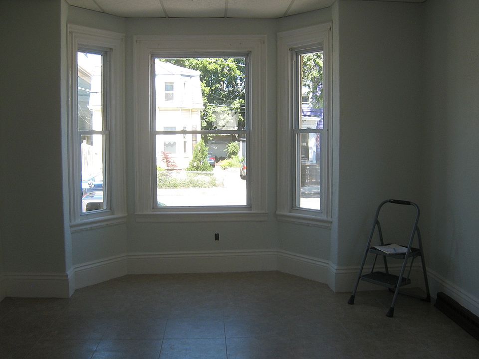 2nd image of 58 Concord Ave #1