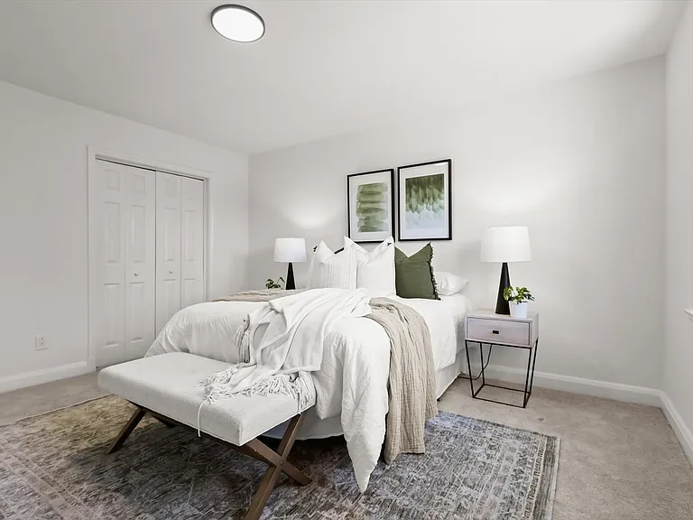 1302 Woodbourne Ave — Photo 33