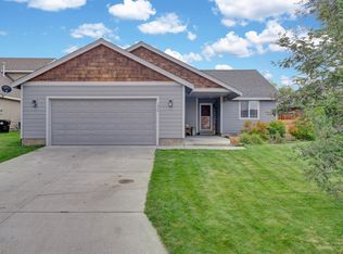1940 NW Joshua Tree Ct, Redmond, OR 97756