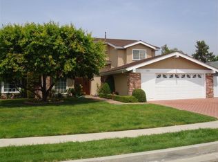 17033 Dearborn St, Northridge, CA 91325