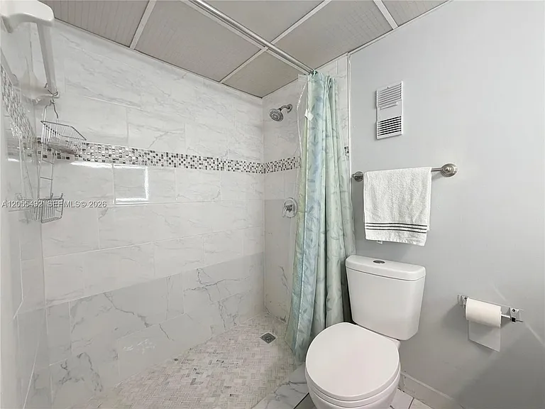 9410 W Flagler St #102 — Photo 10