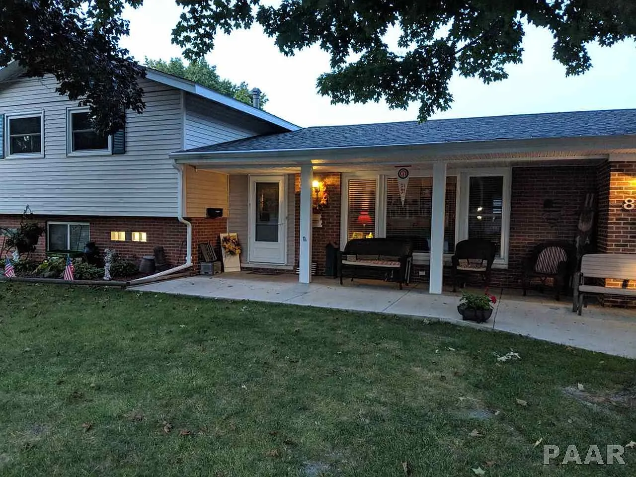 869 Sunset Rd photo 1