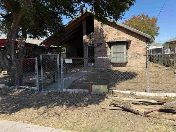 404 W Plum St, Laredo, TX 78040