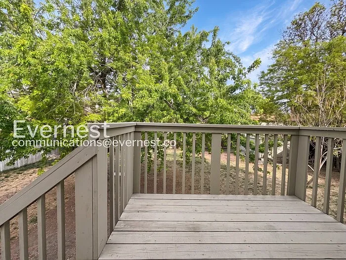 9225 Clermont Dr — Photo 28