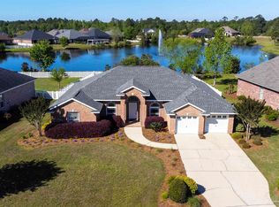 5609 Highland Lake Dr, Milton, FL 32583
