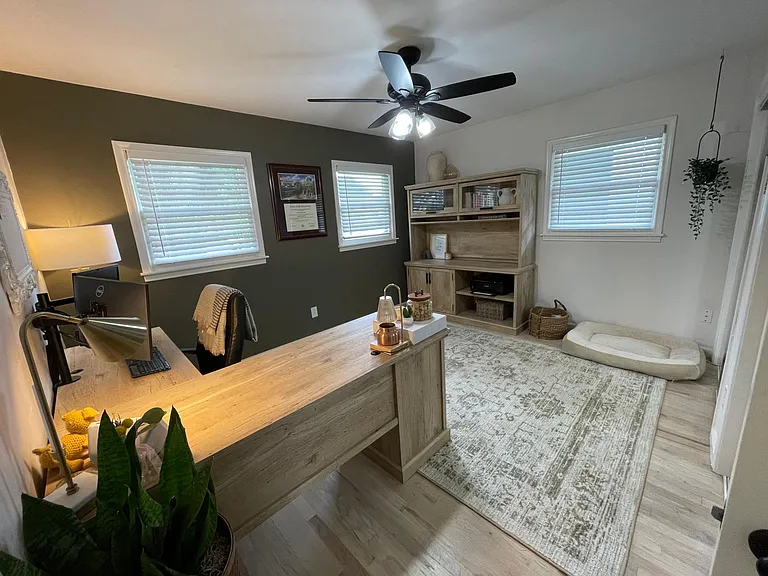 3324 Darvany Dr — Photo 8