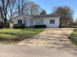 2407 S Baugh Ln, Poplar Bluff, MO 63901