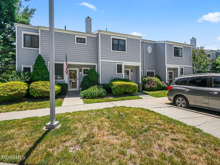 2 Joyce Ct — Photo 21