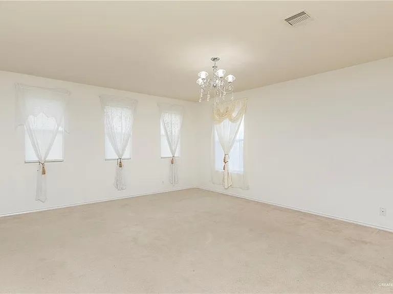 1505 Candy Ln — Photo 13