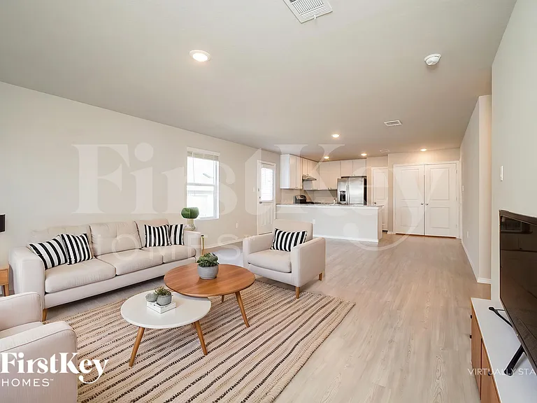 6432 Pickaxe Way — Photo 3