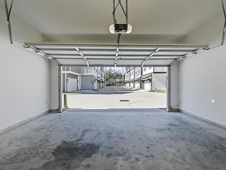 9906 Clark Canyon Ln — Photo 37