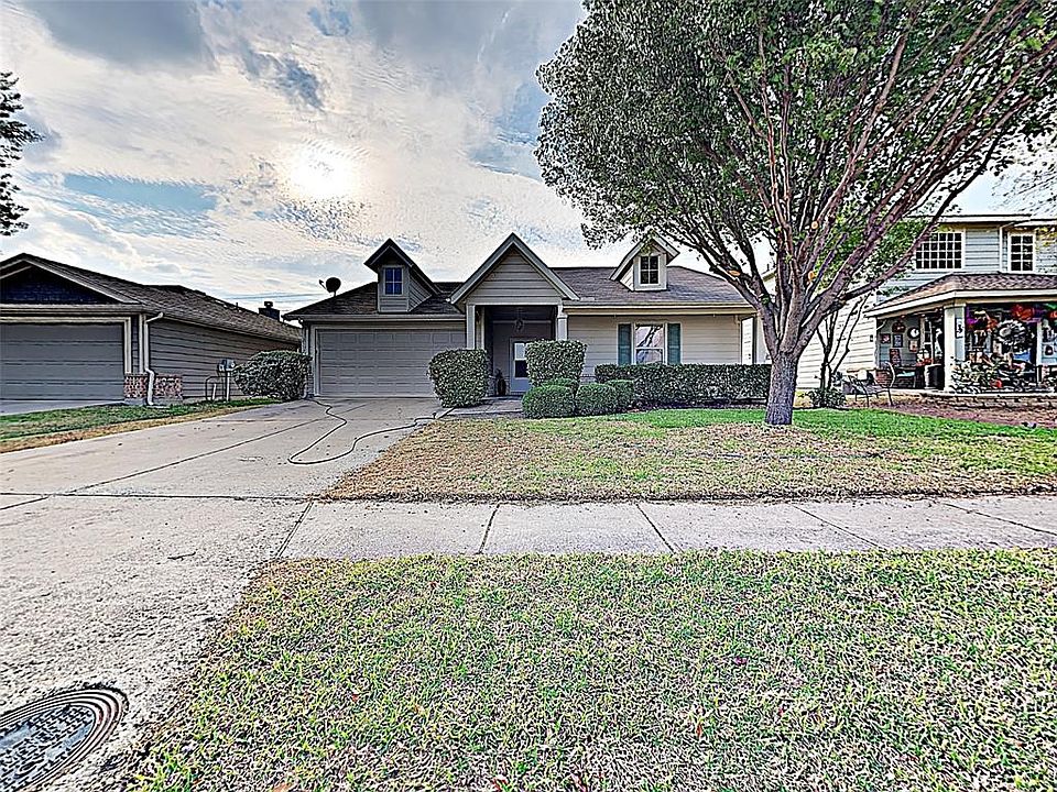 1st image of 2312 Grover Cleveland Dr