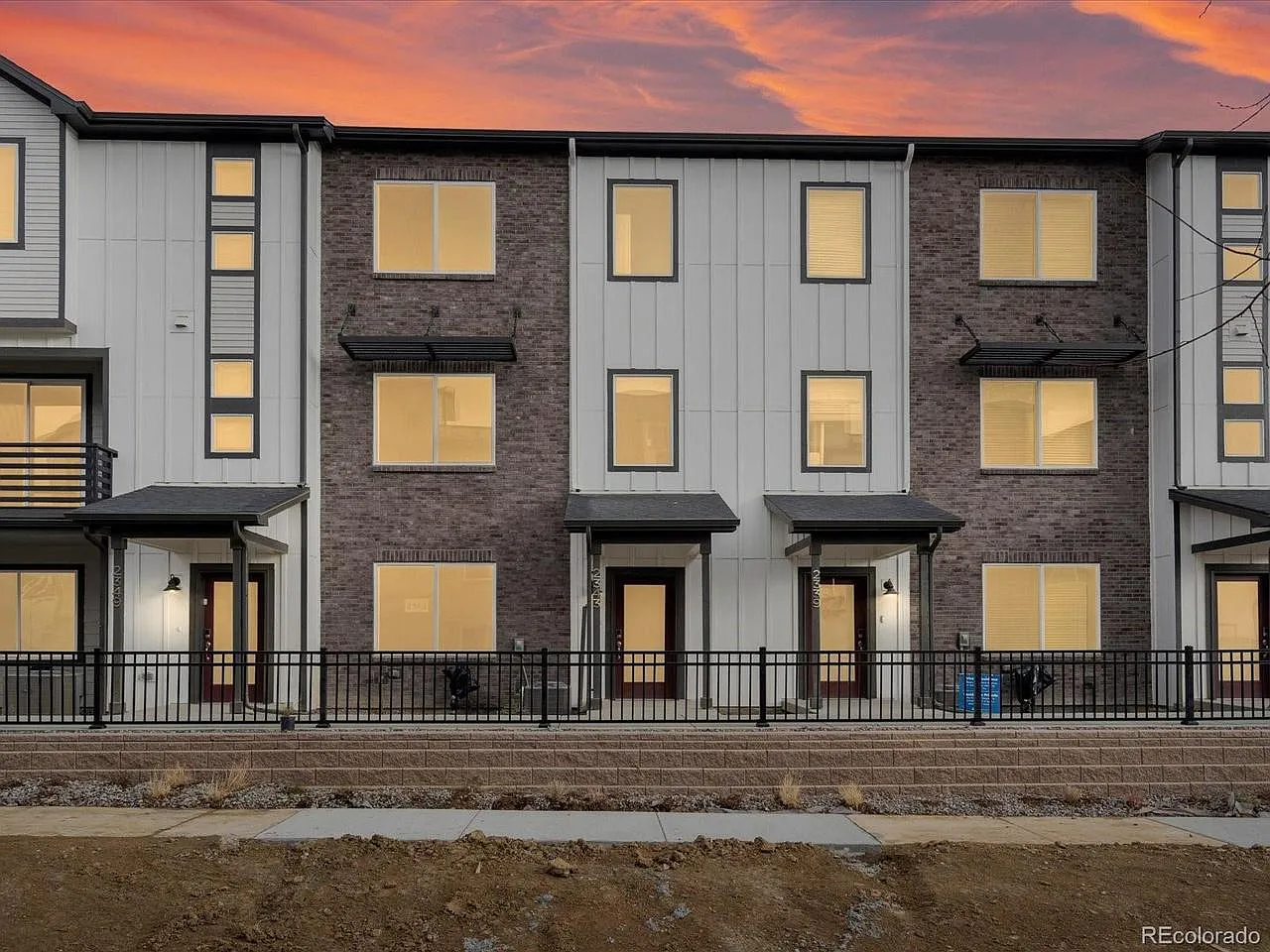 3 bed, 1788 sqft, $3,295 — Photo 1