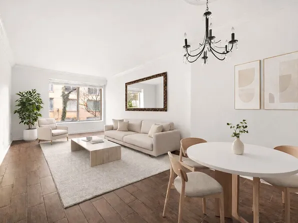 200 E 69th St APT 2R, New York, NY 10021