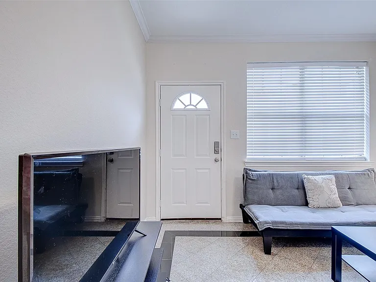 9400 Bellaire Blvd #202 — Photo 6