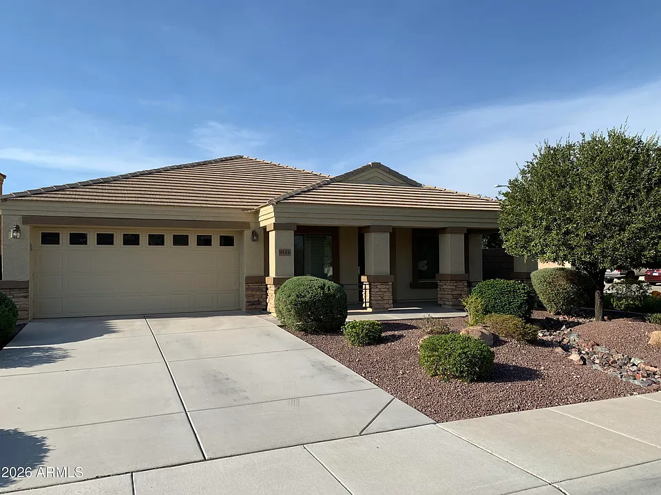 9534 W Albert Ln