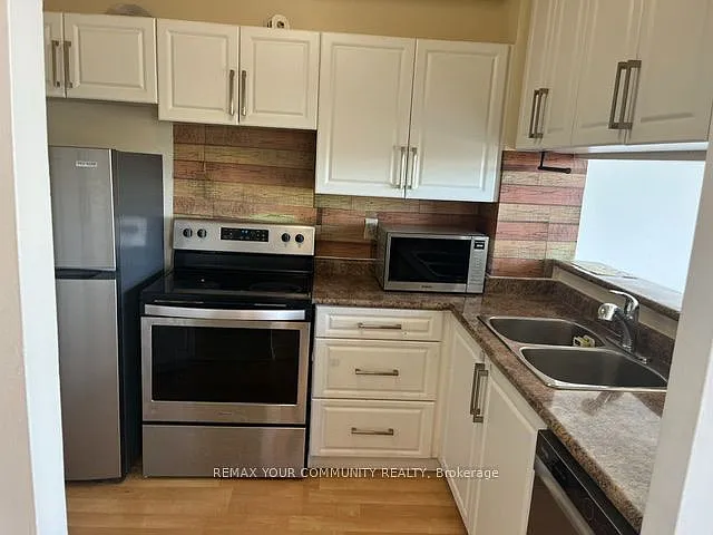 2 bed, $2,600 — Photo 2
