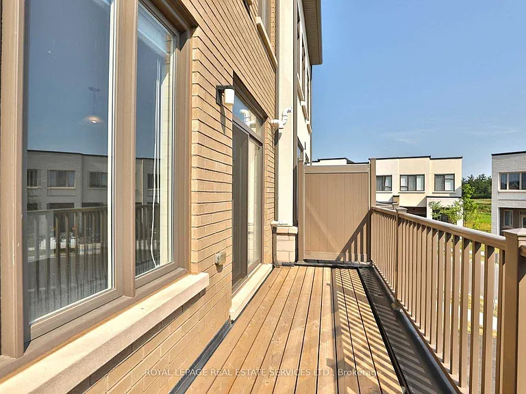 3191 Ernest Appelbe Blvd — Photo 19