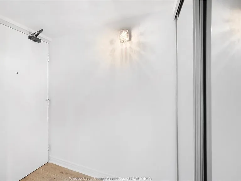 380 Pelissier St #1608 — Photo 2