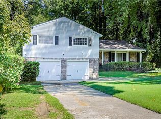 2521 Rockknoll Dr, Conley, GA 30288