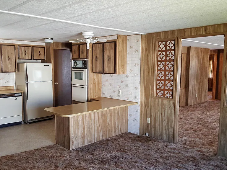 10650 W Tahiti St — Photo 2