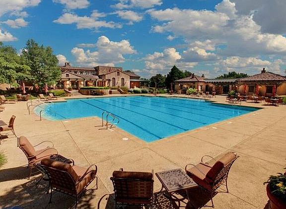 5th image of 329 Cimarron Hills Trl E