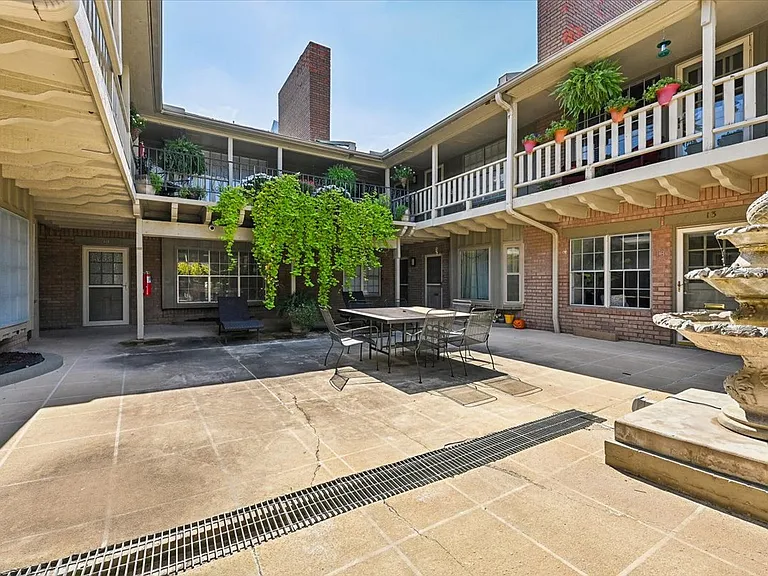 4517 S Peoria Ave #20 — Photo 30