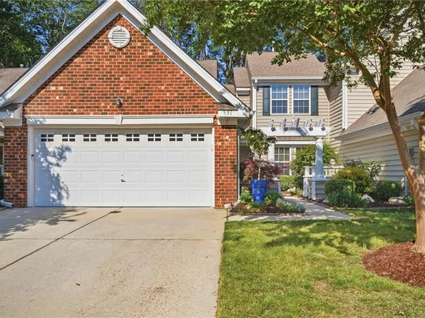 531 Shoreline Rd, Carrollton, VA 23314