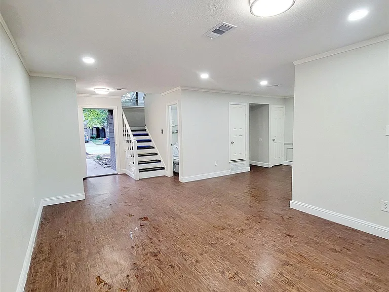 230 McCarley Pl — Photo 15