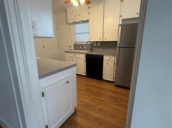 1702 1/2 Dunlavy St, Houston, TX 77006