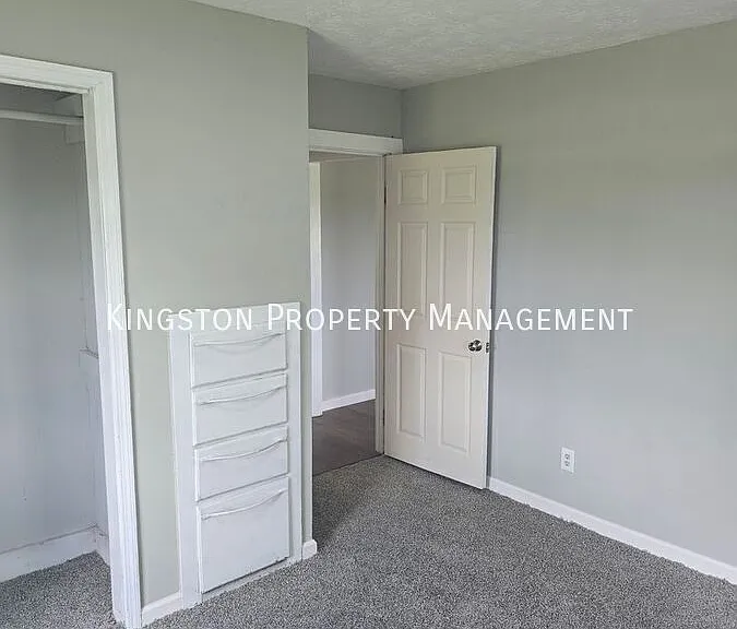 3439 Old State Highway 52 — Photo 7